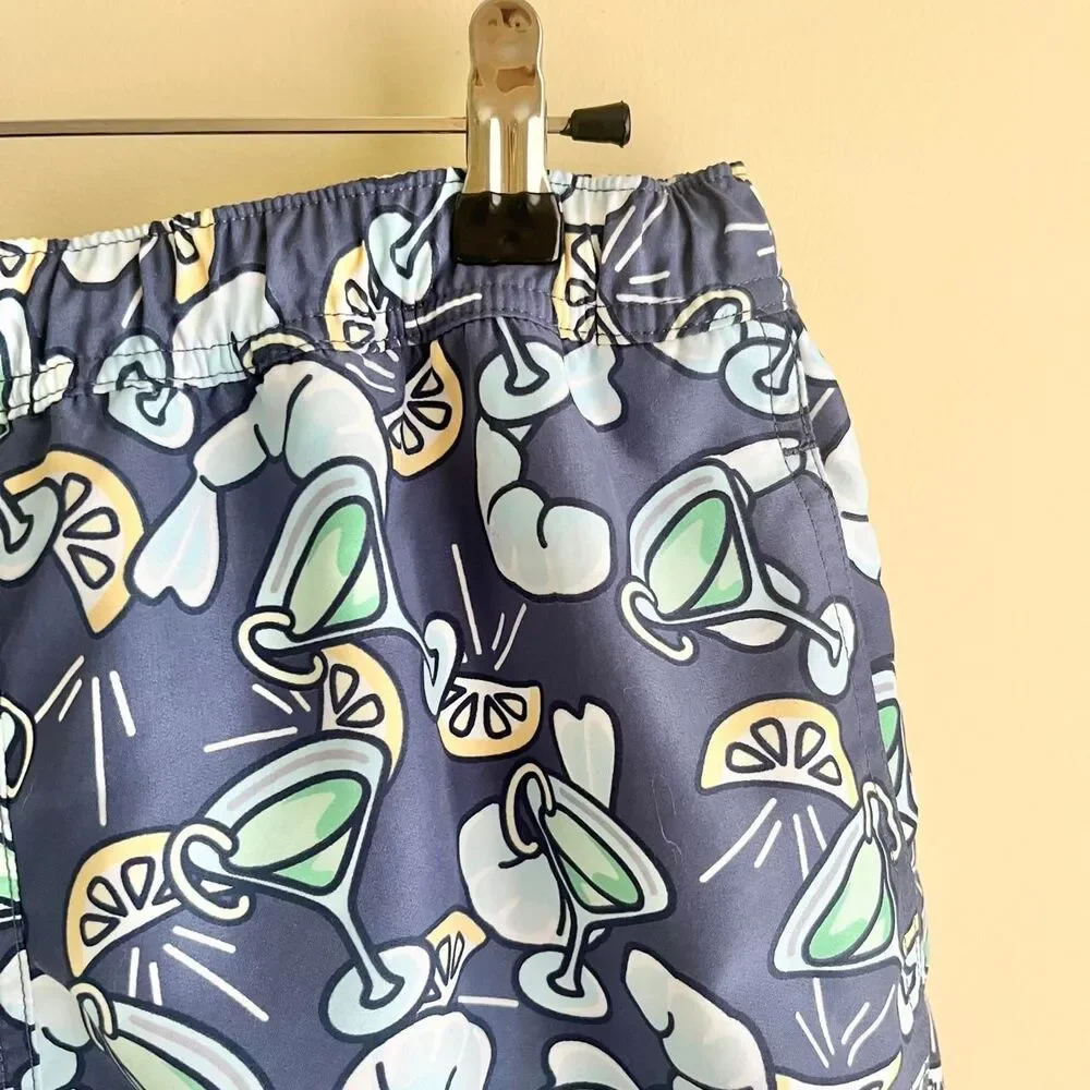 Vineyard Vines Swim Trunks Men's Medium Blue Shrimp Cocktail Beach Pool Tropical